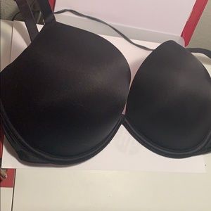 Victoria Secret Black Super Push Up Bra